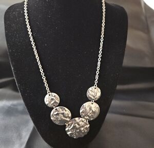 Milor Silver Hammered Disc Necklace - Silver Tones